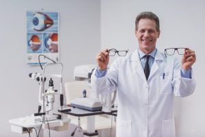 Czy optometrysta to lekarz